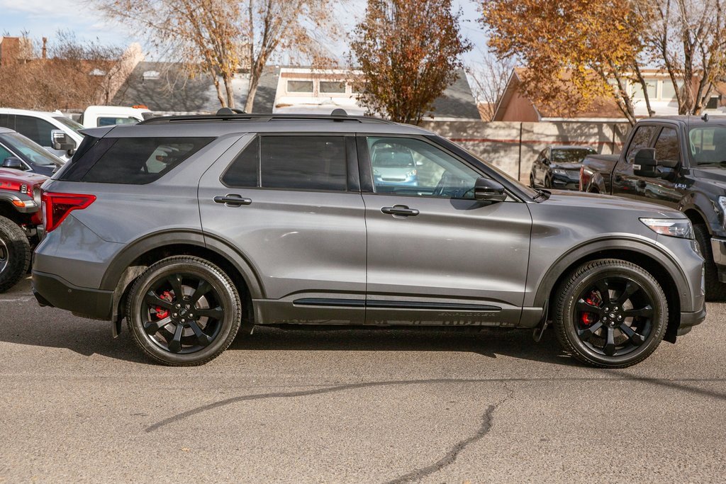 Used 2021 Ford Explorer ST w/ Equipment Group 401A image 4