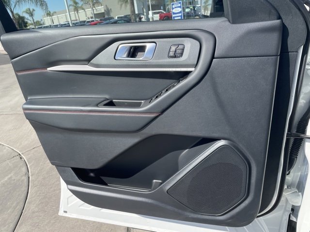 New 2025 Ford Explorer ST-Line w/ Premium Package image 17