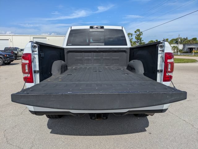 Used 2022 RAM 3500 Limited AWD/4WD image 10