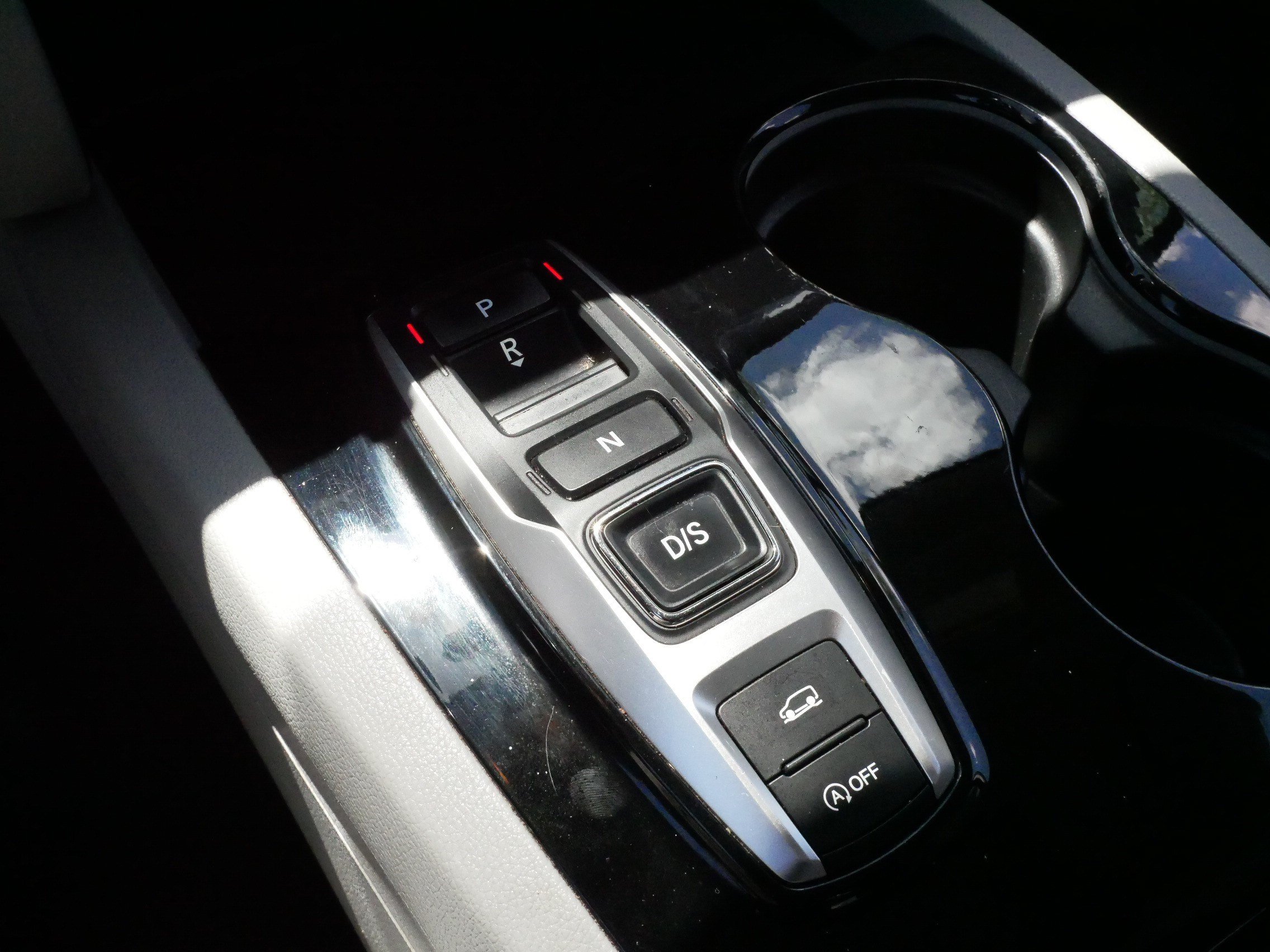 Certified 2021 Honda Pilot Touring image 24