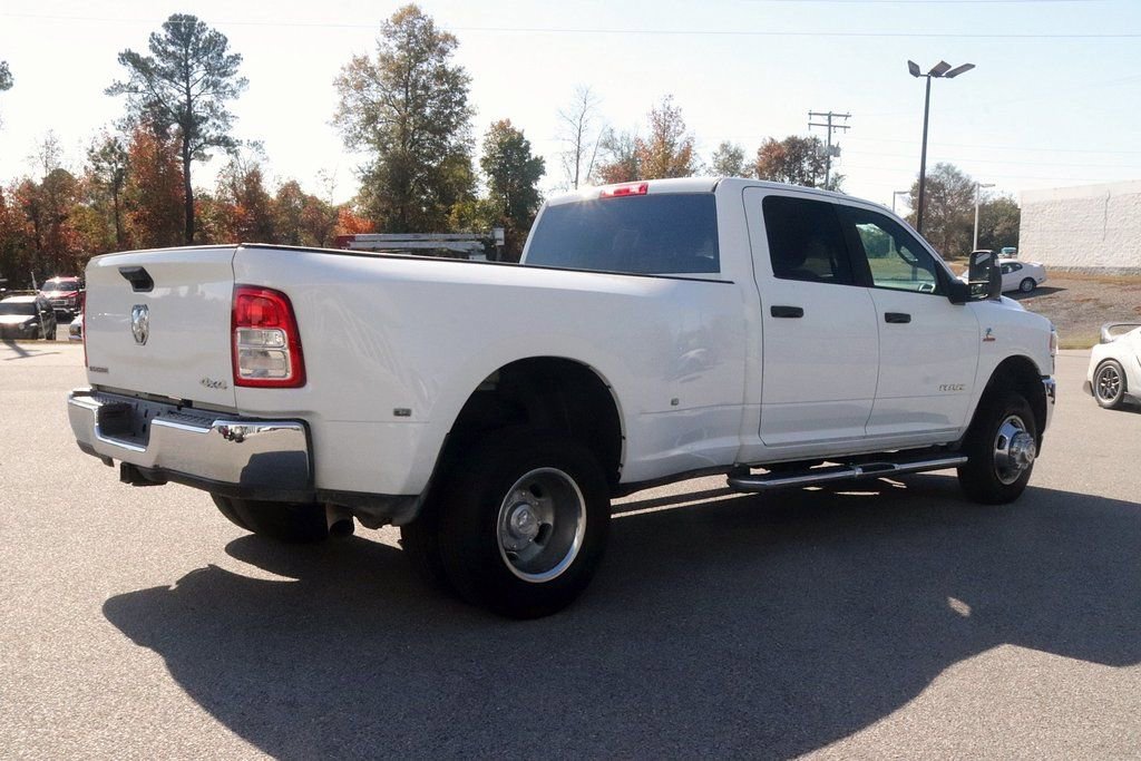 Used 2024 RAM 3500 Big Horn AWD/4WD image 7