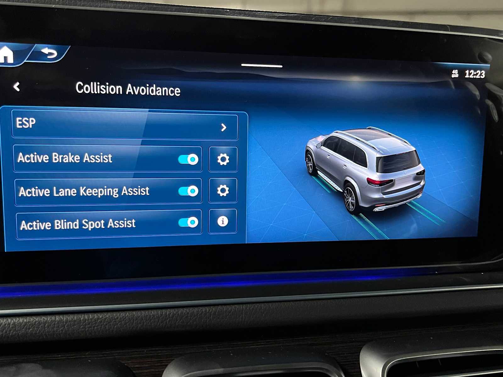 New 2026 Mercedes-Benz GLS 450 4MATIC image 35