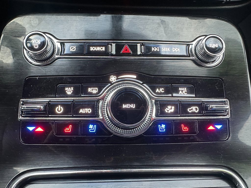 Used 2022 Lincoln Nautilus Reserve w/ Equipment Group 201A image 7