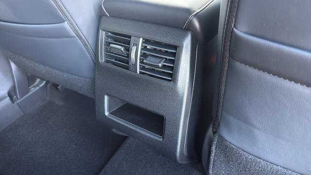 New 2026 Mitsubishi Outlander LE FWD image 24