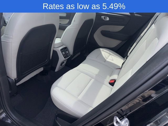 Used 2025 Volvo XC40 B5 Plus w/ Climate Package image 18
