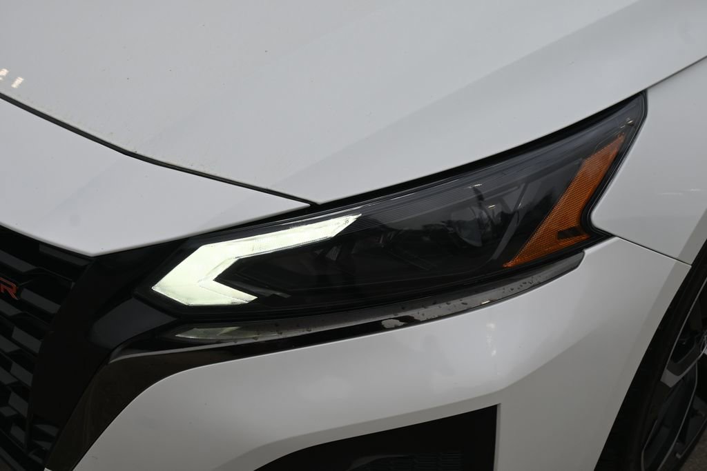 Used 2023 Nissan Altima 2.5 SR w/ SR Premium Package image 26
