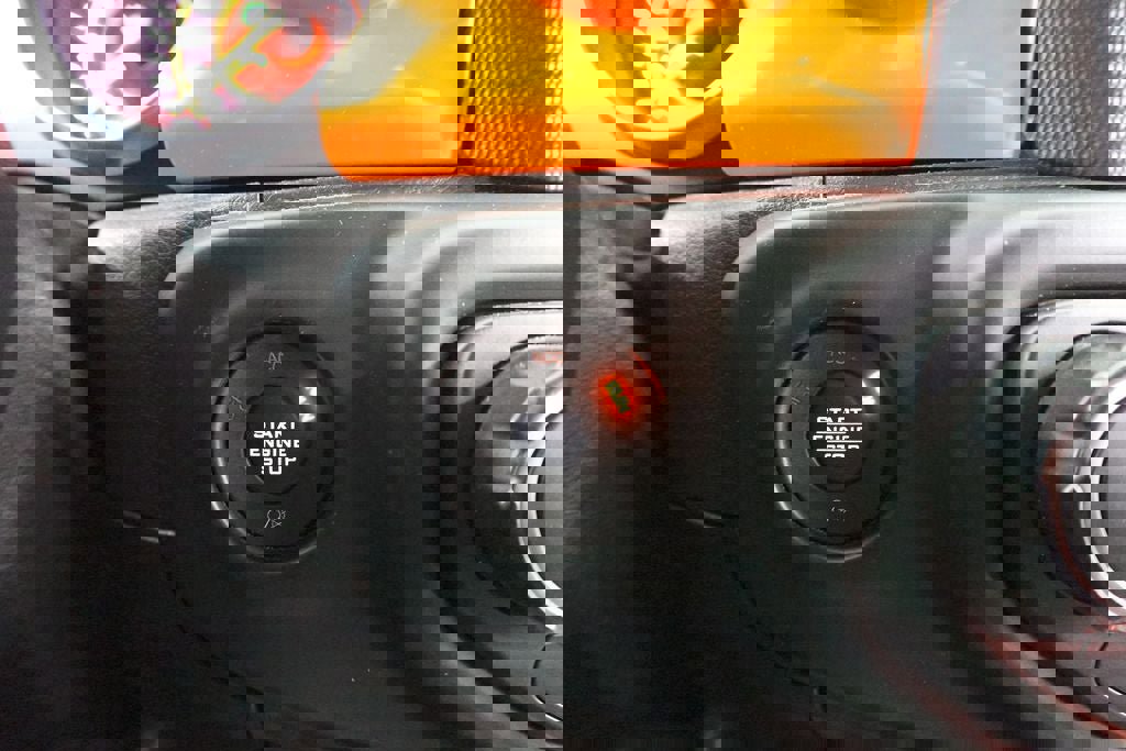 Used 2018 Jeep Wrangler Unlimited Sport S image 21