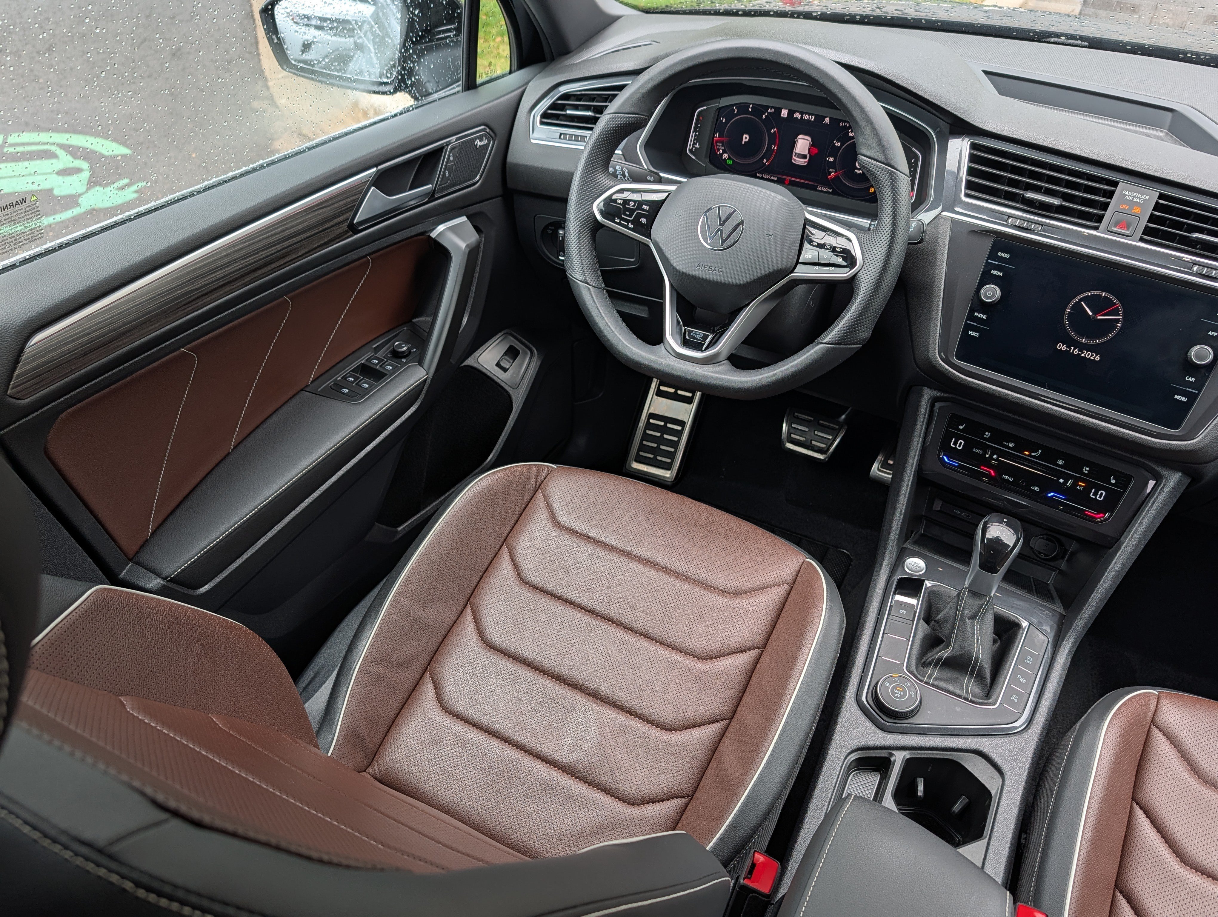 Certified 2023 Volkswagen Tiguan SEL R-Line AWD/4WD image 9