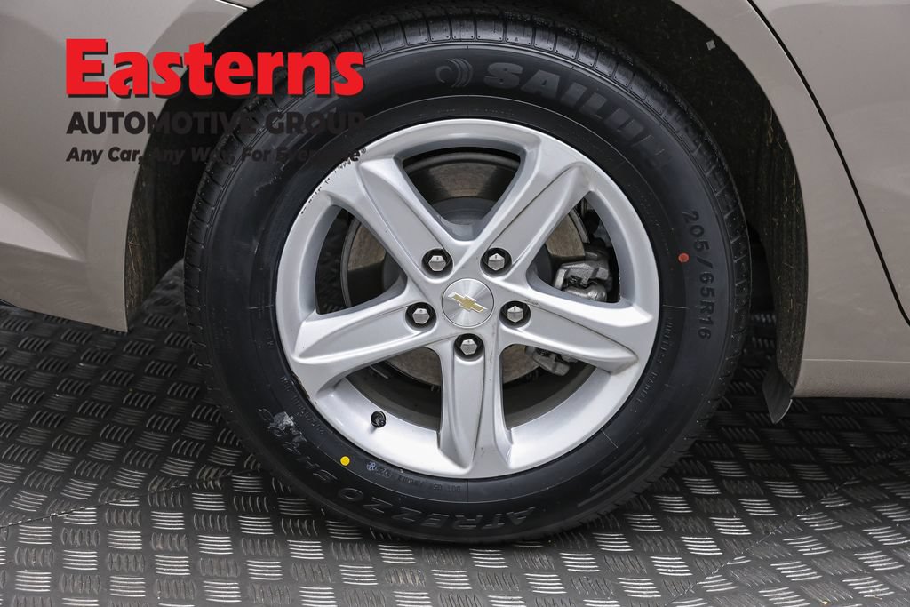 Used 2024 Chevrolet Malibu LS FWD image 29