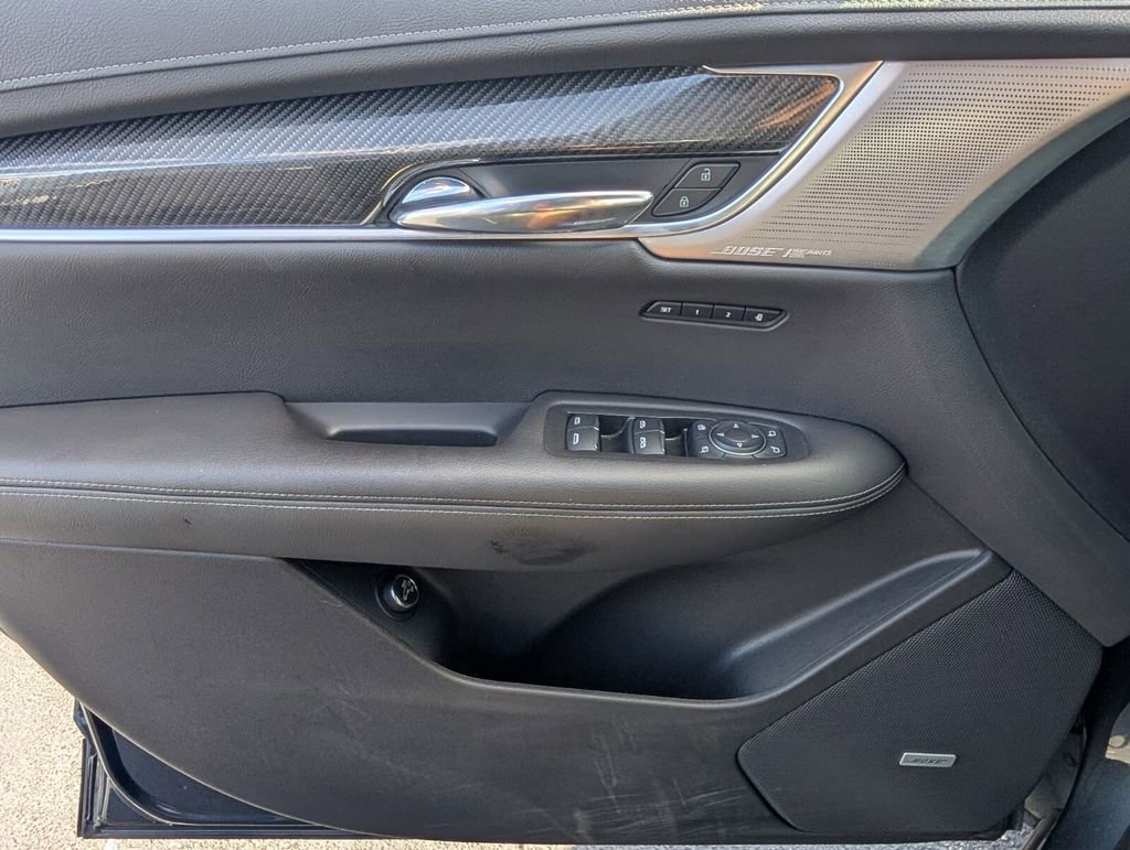 Used 2020 Cadillac XT6 Sport image 36