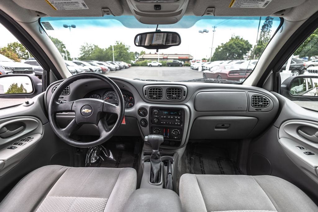 Used 2008 Chevrolet TrailBlazer 4WD image 19
