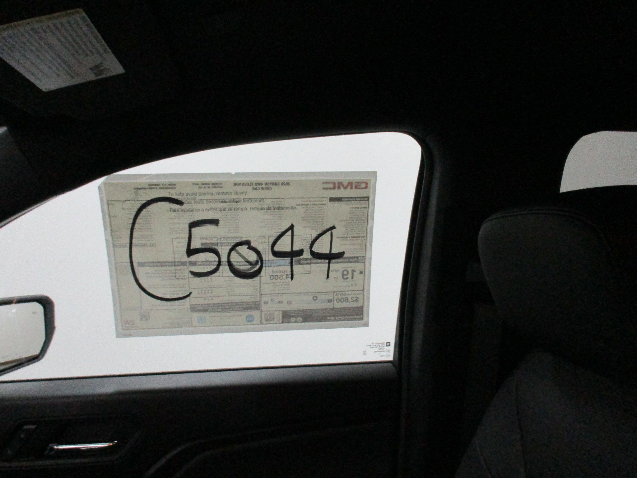 New 2026 GMC Canyon Elevation w/ Convenience Package image 15