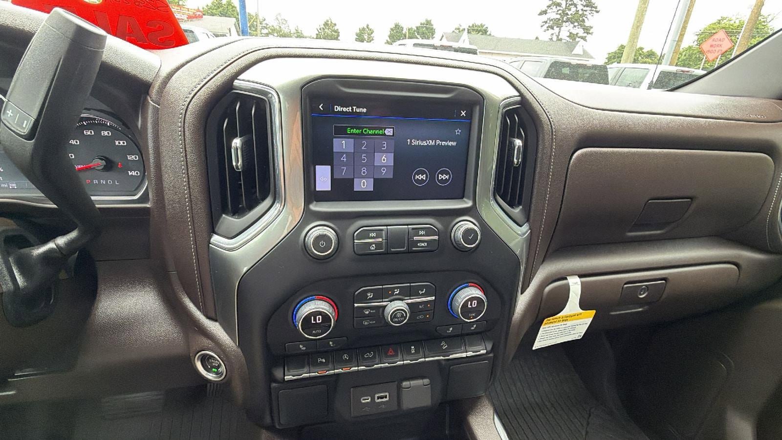 Used 2022 Chevrolet Silverado 1500 RST AWD/4WD image 28