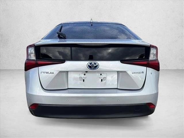 Used 2021 Toyota Prius LE FWD image 4