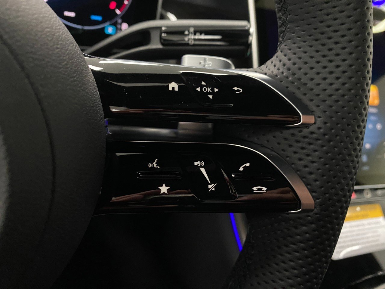 New 2026 Mercedes-Benz GLC 300 4MATIC image 17