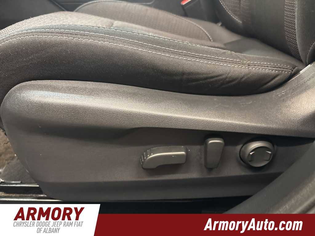 Used 2022 Subaru Outback Premium image 13