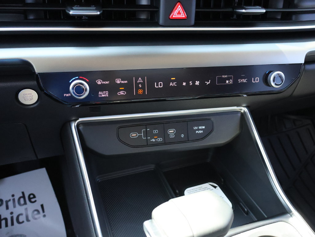 New 2027 Kia Carnival SX w/ Dark Edition Package FWD image 33