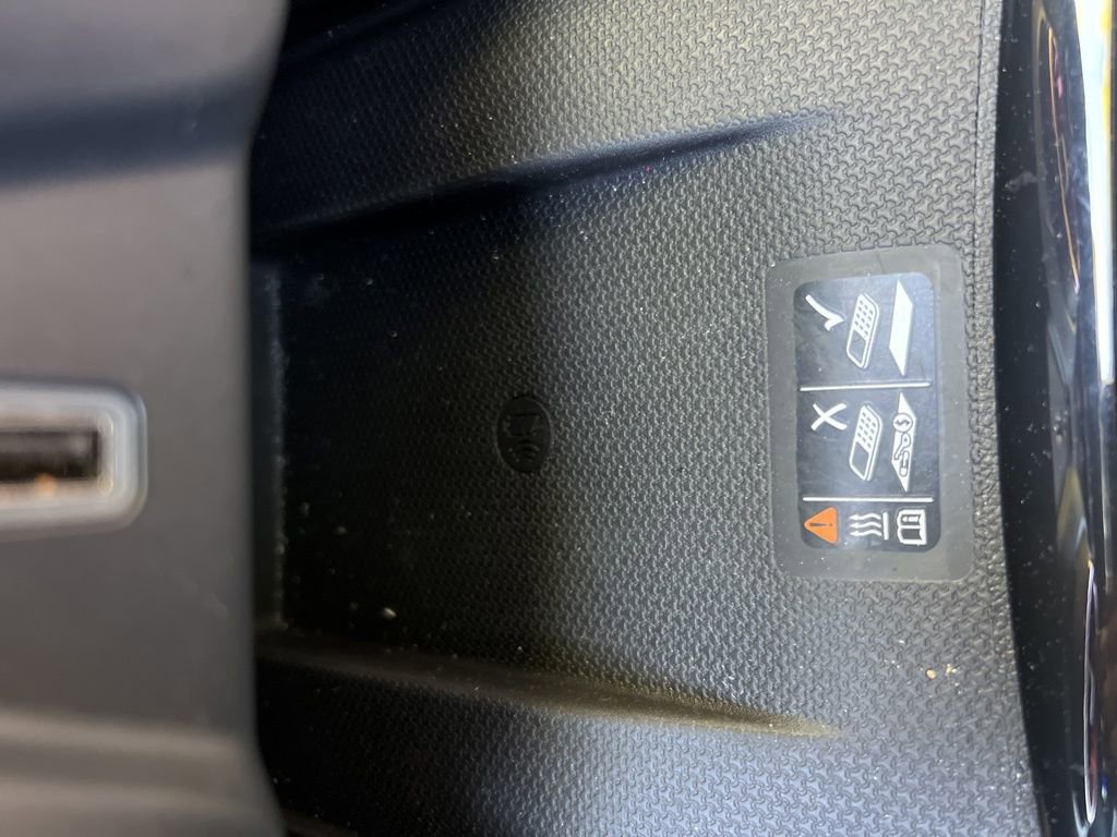 Certified 2025 Chevrolet Blazer RS w/ Driver Confidence II Package image 34