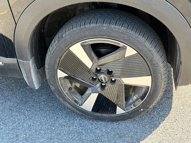 New 2026 Nissan Kicks SR FWD image 11