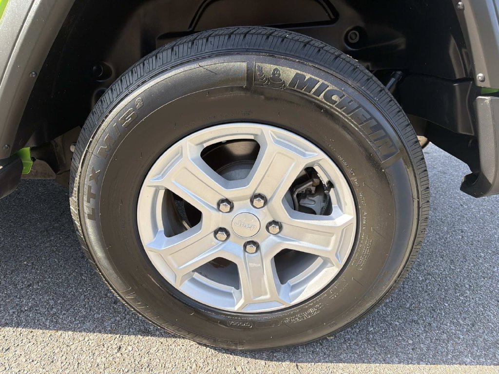 Used 2019 Jeep Wrangler Unlimited Sport S AWD/4WD image 12