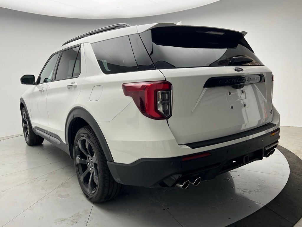 Used 2023 Ford Explorer ST w/ Equipment Group 401A image 4