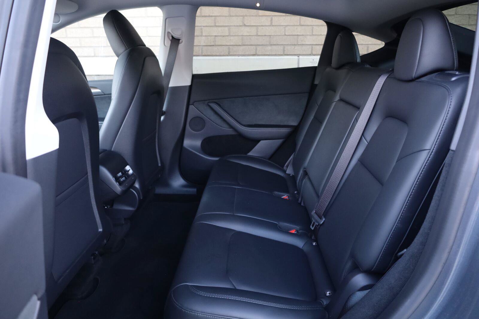 Used 2023 Tesla Model Y Long Range AWD/4WD image 21