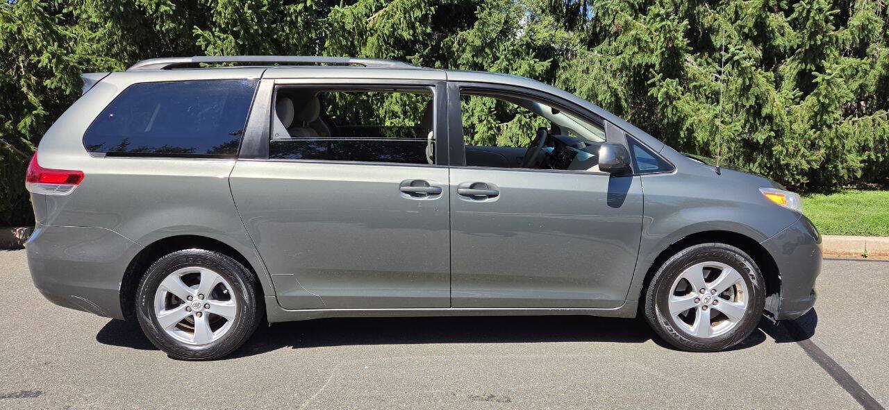 Used 2011 Toyota Sienna LE