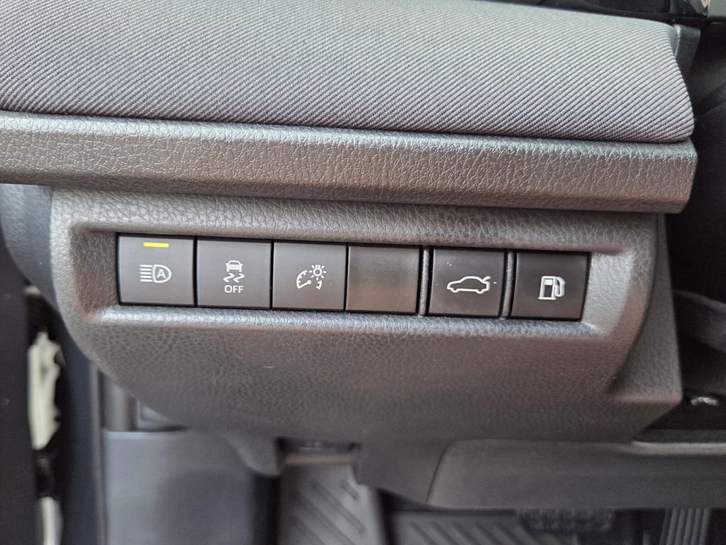 Certified 2025 Toyota Camry LE FWD image 26
