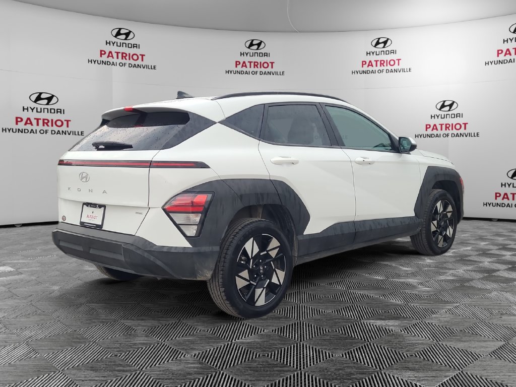 Used 2025 Hyundai Kona SEL AWD/4WD image 3