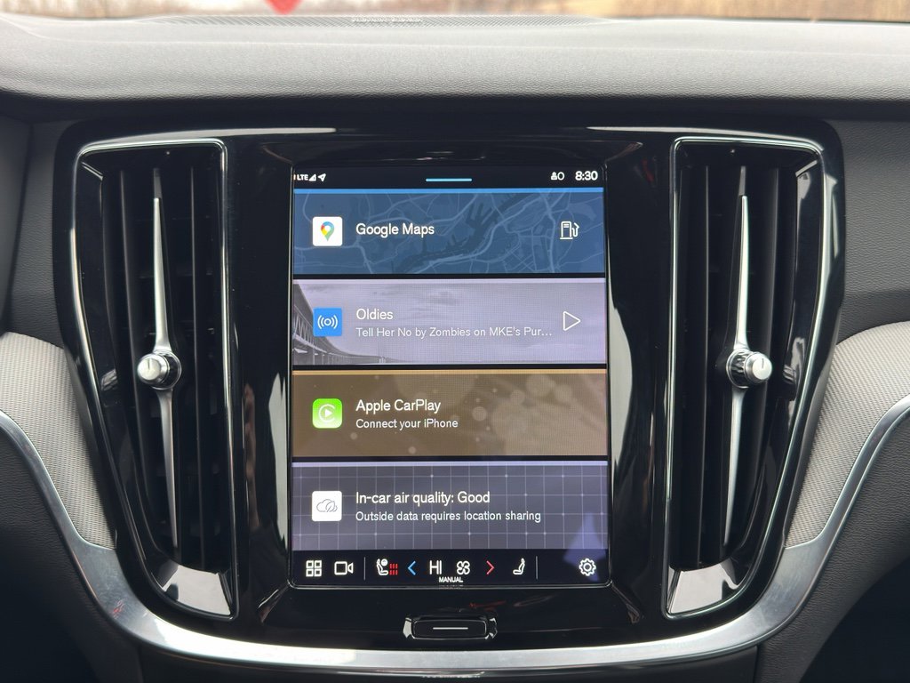 Used 2024 Volvo S60 B5 Plus w/ Climate Package image 25