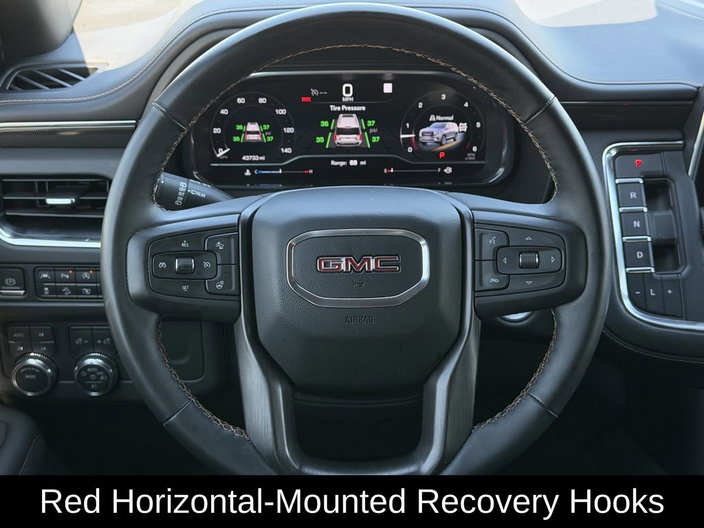 Used 2023 GMC Yukon XL AT4 w/ Technology Package AWD/4WD image 14