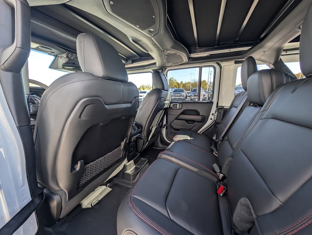 New 2026 Jeep Wrangler Unlimited Rubicon image 17
