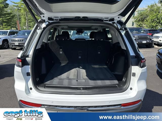 Used 2023 Jeep Grand Cherokee 4WD 4xe image 4