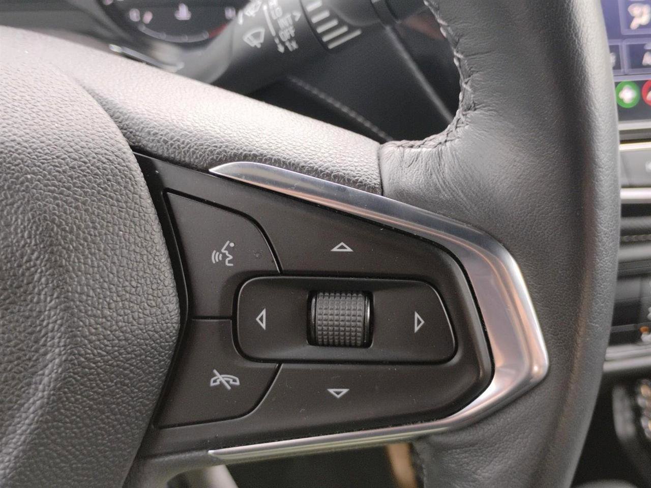 Used 2022 Chevrolet TrailBlazer ACTIV w/ Convenience Package FWD image 31