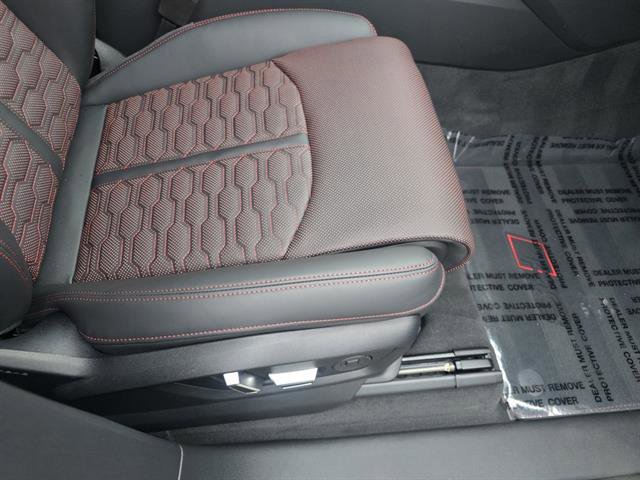 New 2025 Audi RS Q8 performance image 18