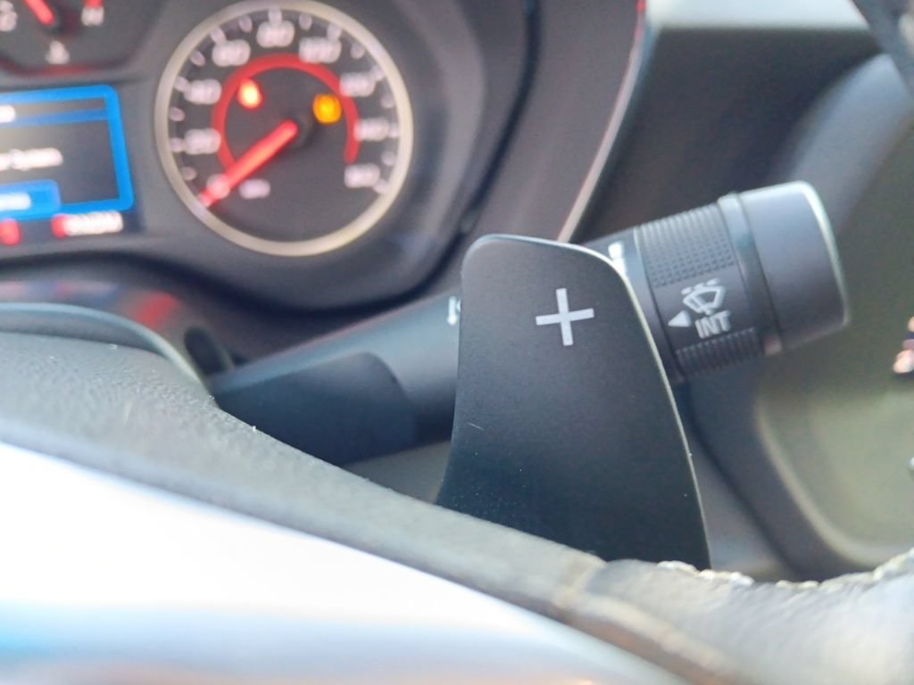 Used 2021 Chevrolet Camaro LT RWD image 13