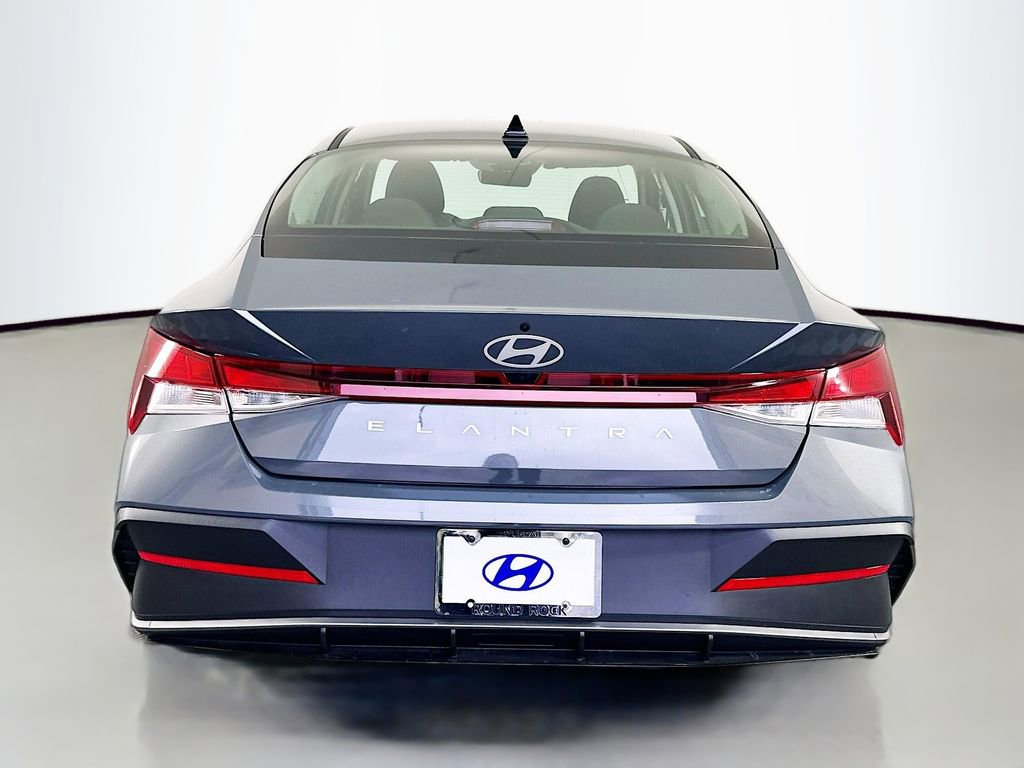 New 2026 Hyundai Elantra SE w/ Cargo Package FWD image 6