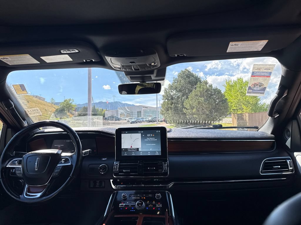 Certified 2021 Lincoln Navigator L Reserve AWD/4WD image 28