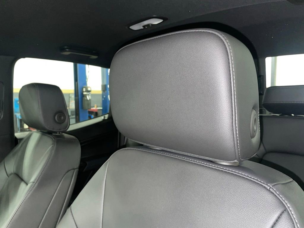 New 2026 GMC Canyon Elevation w/ Convenience Package image 21