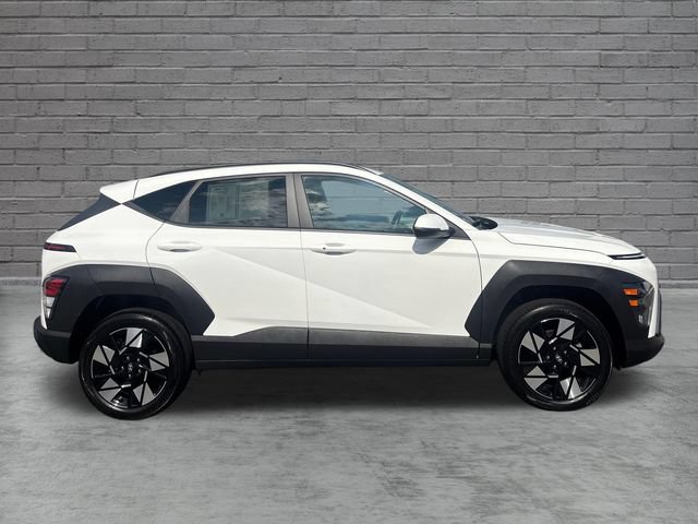 Used 2025 Hyundai Kona SEL AWD/4WD image 8