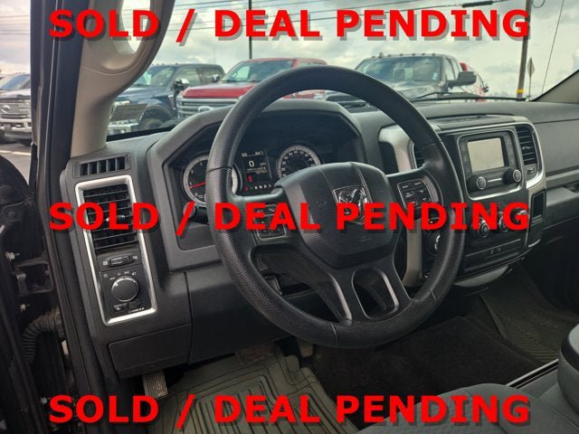 Used 2017 RAM 1500 Classic SLT AWD/4WD image 8