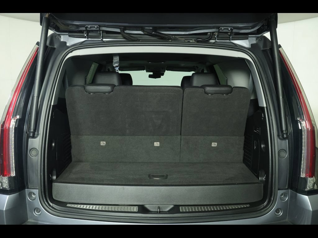Certified 2020 Cadillac Escalade Luxury AWD/4WD image 15
