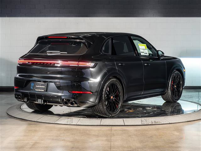 New 2026 Porsche Cayenne S AWD/4WD image 9