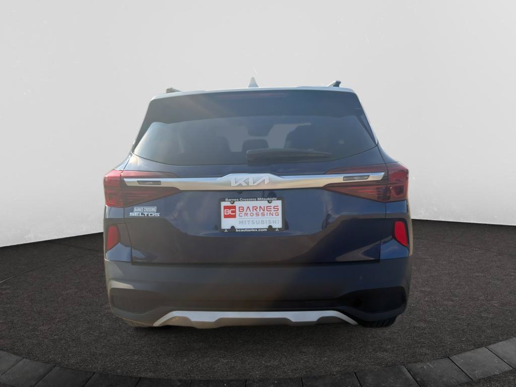 Used 2023 Kia Seltos S w/ Navigation Package AWD/4WD image 5