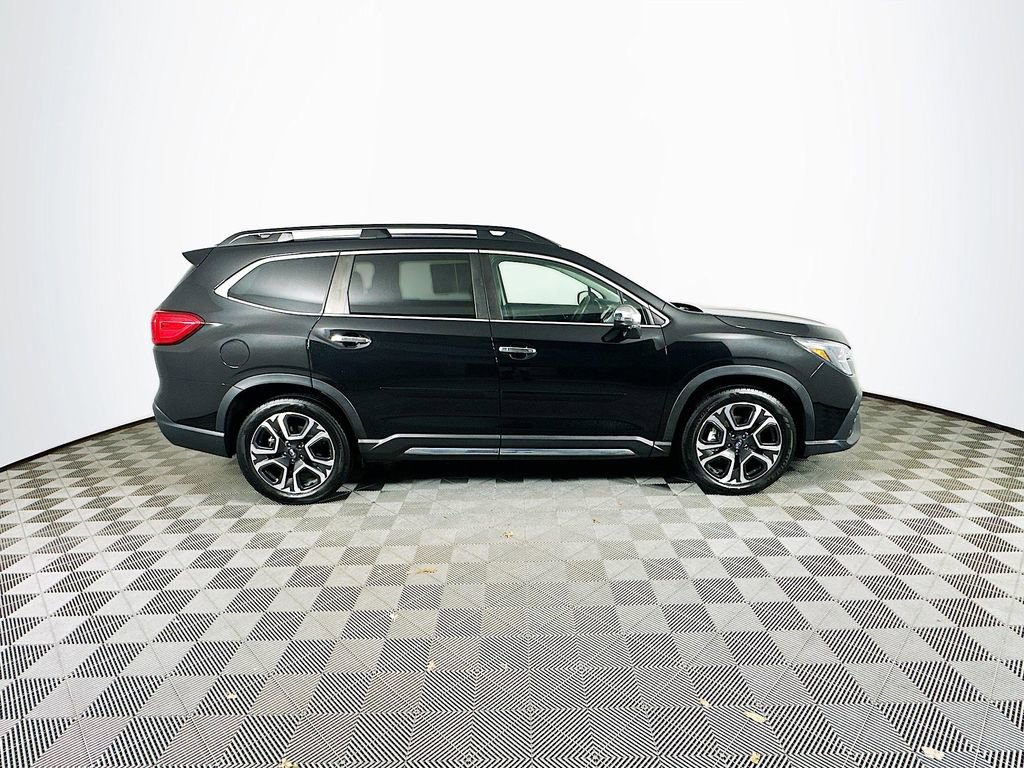 Used 2023 Subaru Ascent Touring AWD/4WD image 11