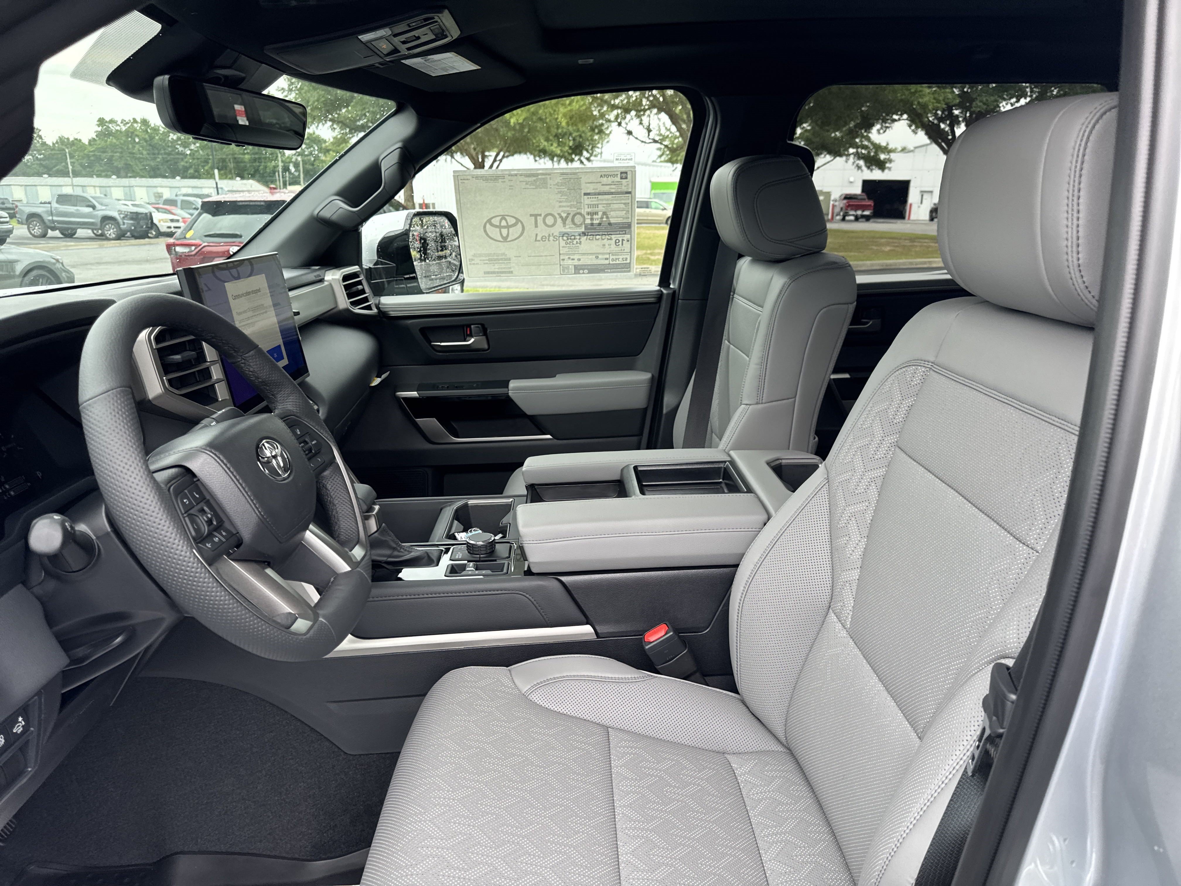 New 2025 Toyota Tundra Limited w/ Power Package AWD/4WD image 13