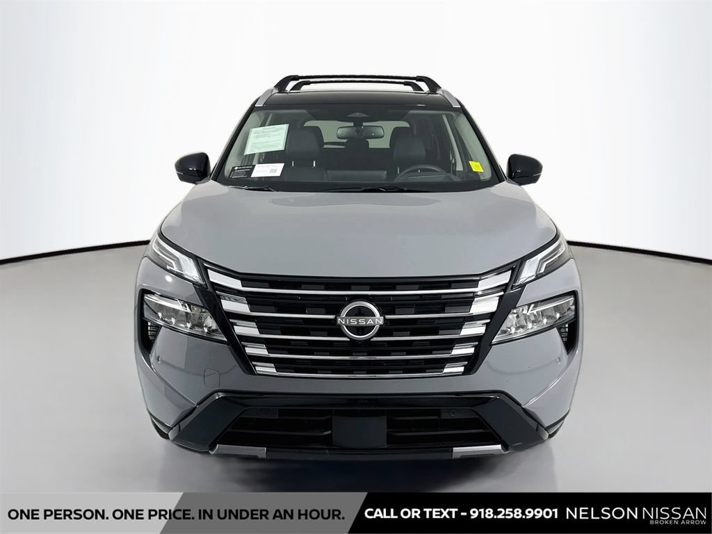 Certified 2026 Nissan Rogue Platinum w/ Platinum Premium Package AWD/4WD image 2