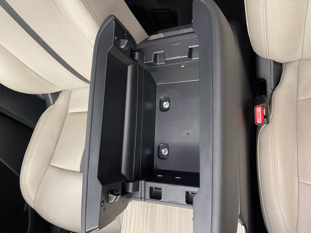 Used 2024 MAZDA CX-90 Plug-In Hybrid w/ Preferred image 12