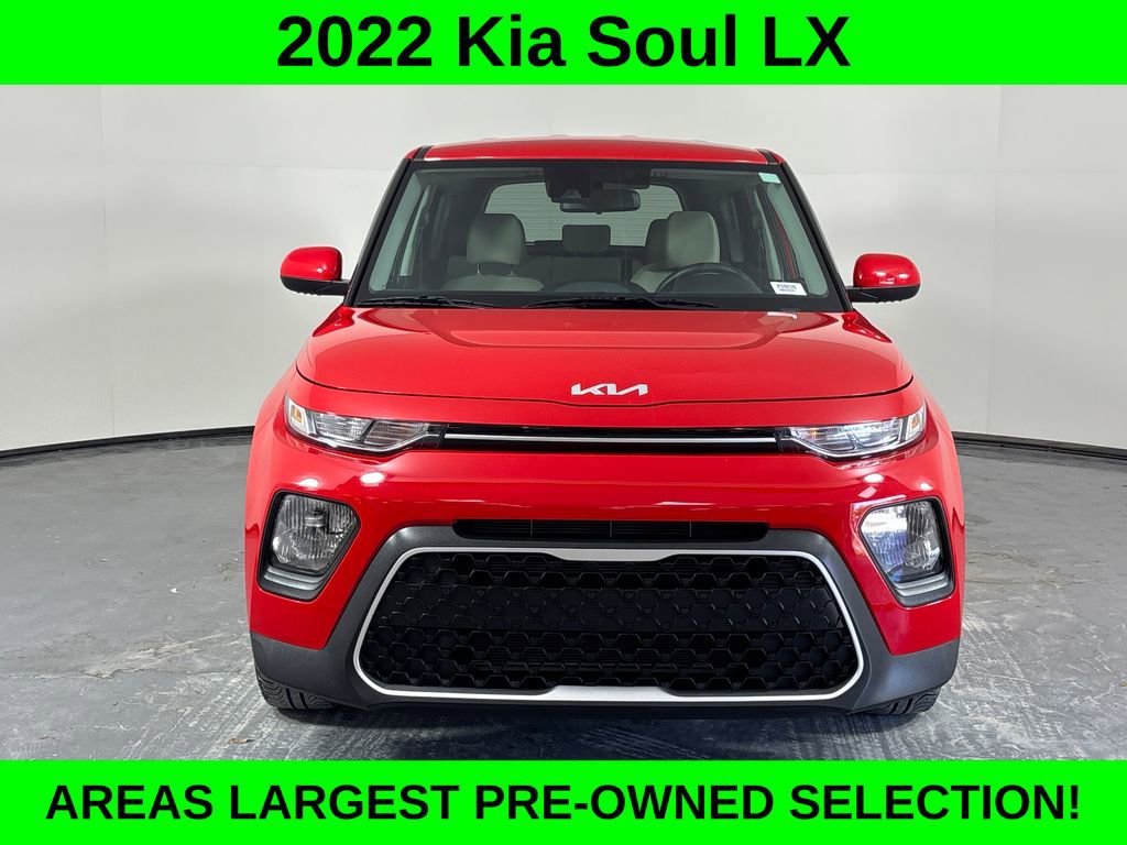 Used 2022 Kia Soul LX w/ Technology Package image 2