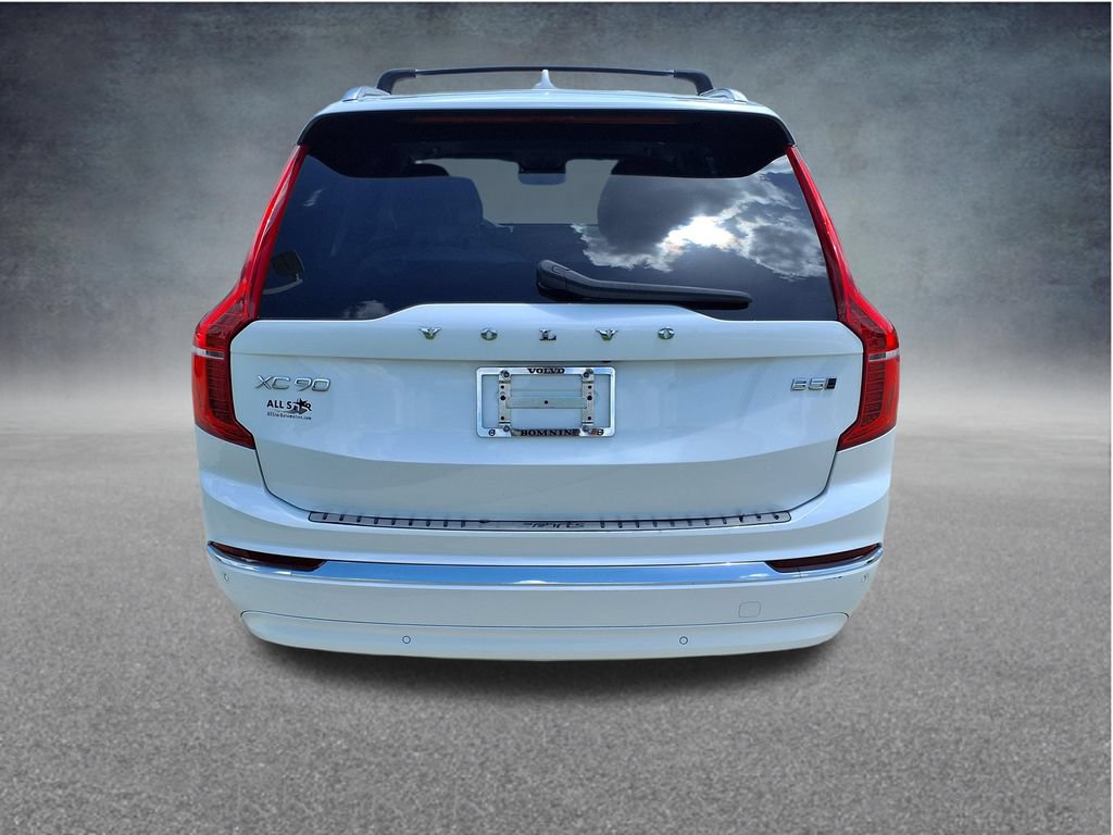 Used 2025 Volvo XC90 B5 Core AWD/4WD image 7